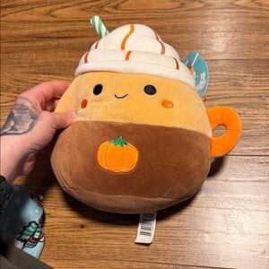 Paislynn Squishmallow nwt